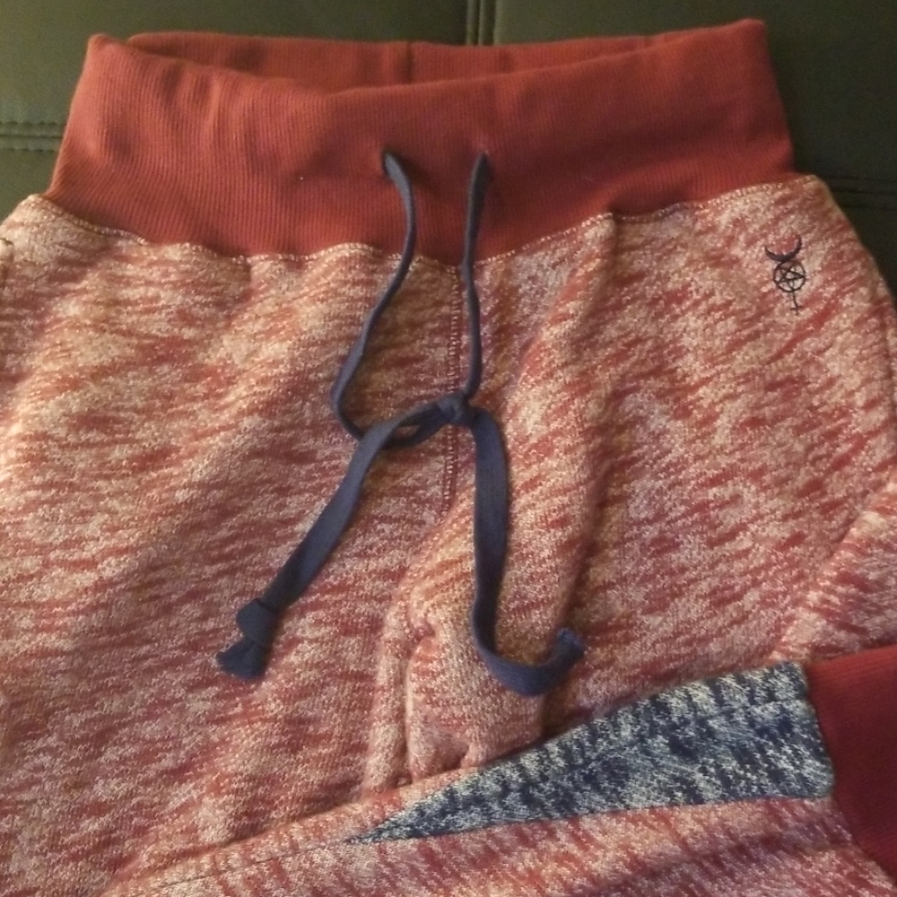 NWOT BLACK SCALE Joggers